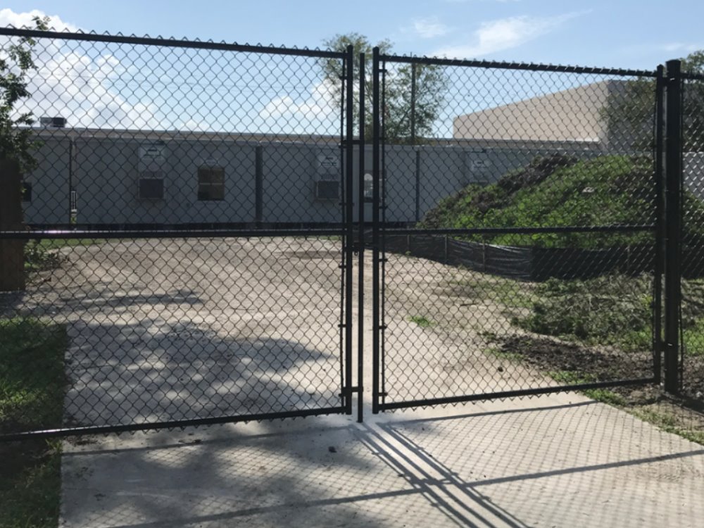 Charlotte County Florida commercial fencing contractor