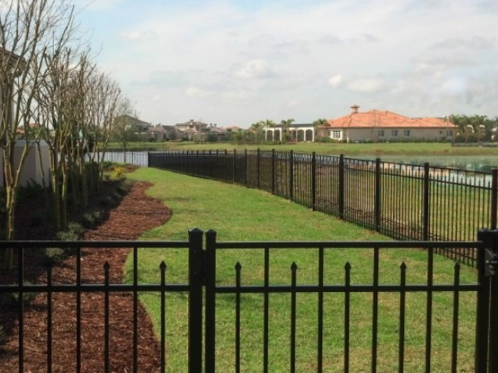 The H&Y Fence Difference in Cortez Florida Fence Installations