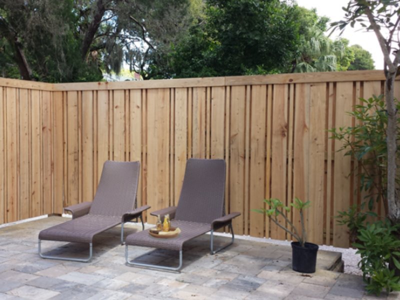Manatee County Florida cap and trim style wood fence
