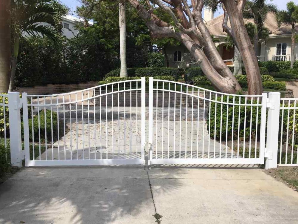 Palmetto Florida residential fencing