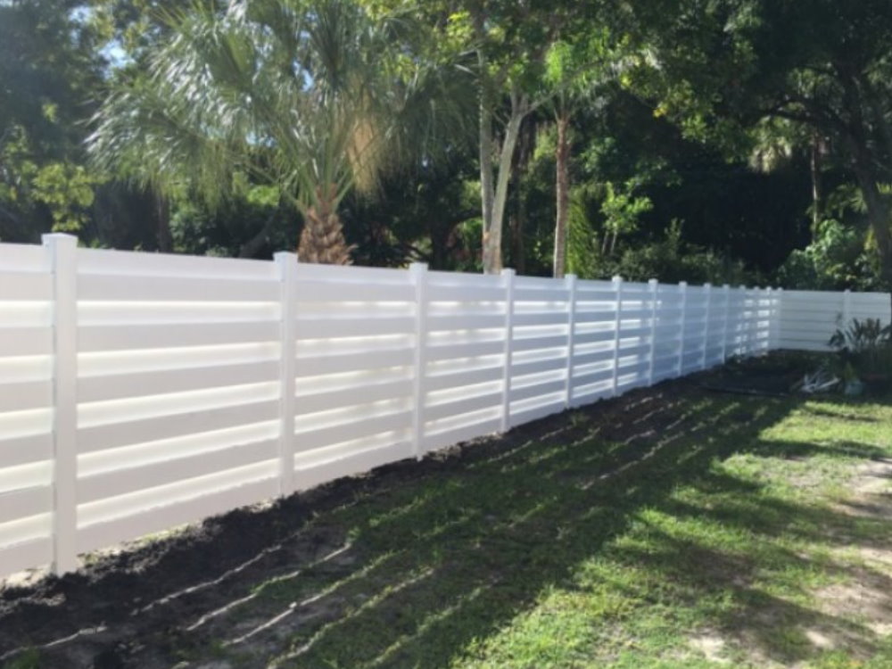 South Venice Florida vinyl privacy fencing